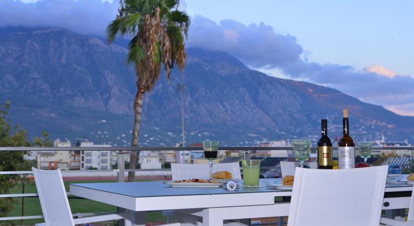 Elion Luxury Apartments — Hotel in Kalamata