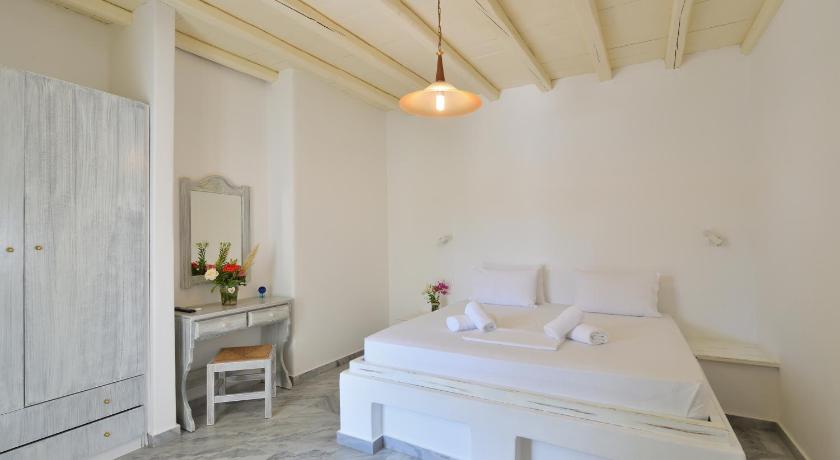 Surfing Beach Village Paros