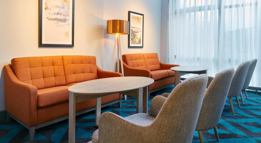 Leonardo Hotel Southampton photo