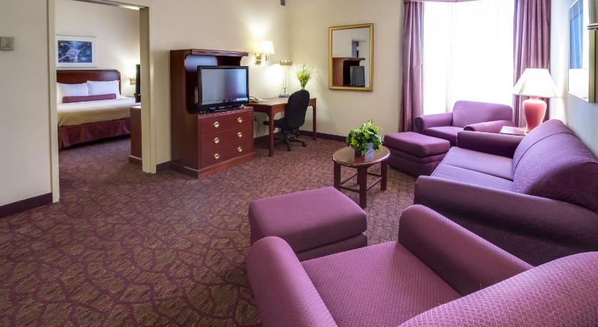 Ashmore Inn and Suites Amarillo