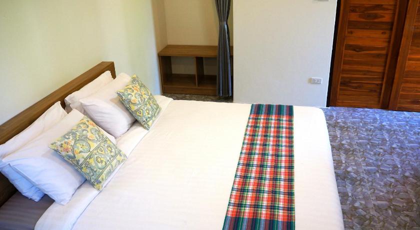 Image of Double Bed 13
