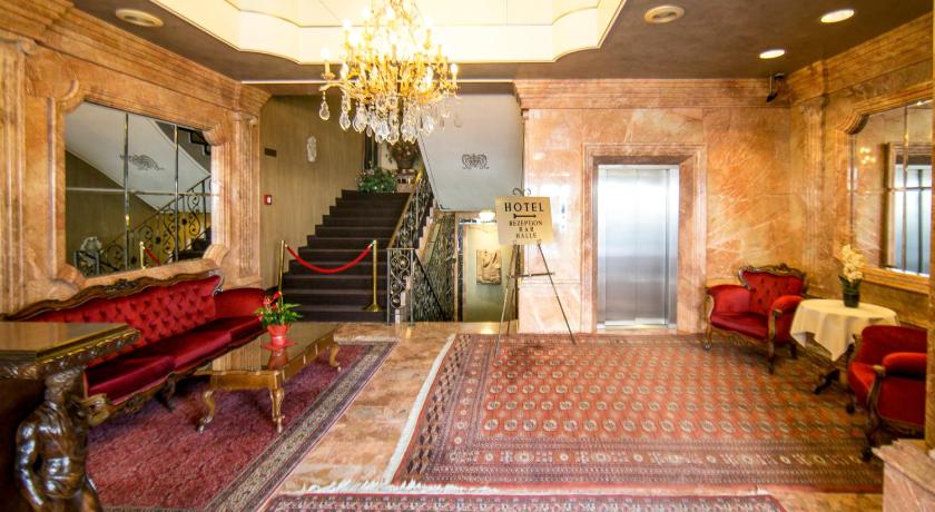 Hotel Palais Porcia — Hotel in Klagenfurt