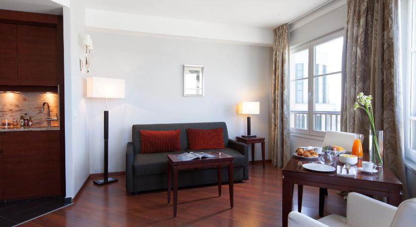 Image of Executive Suite Duplex 1