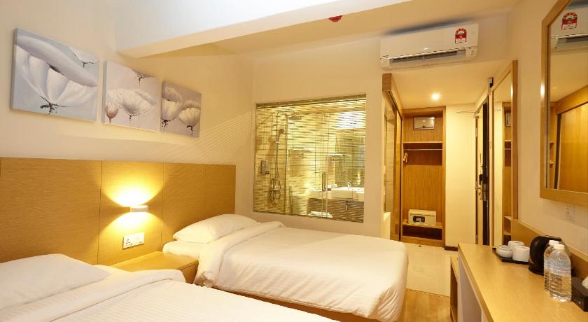Image of Deluxe Twin Room 0