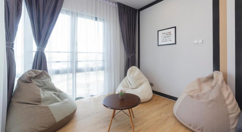 Image of Apartment with Sea View 13