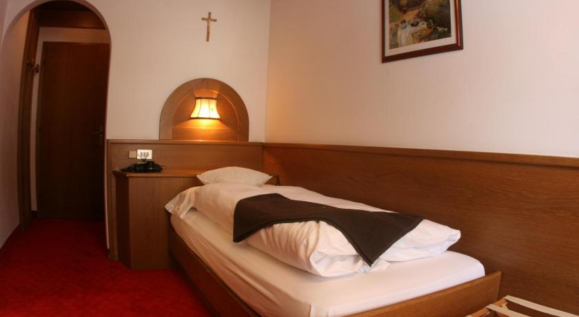 Hotel Catinaccio photo