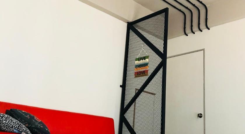 Image of Twin Room with Shared Bathroom 0