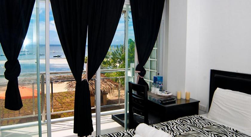 Image of Family Suite Sea View 6