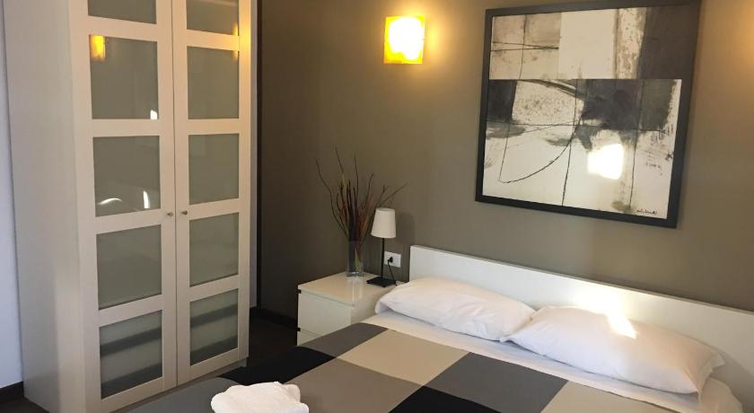 Almi Rooms photo