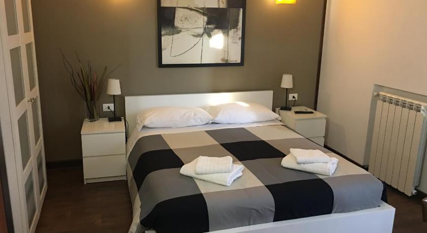Almi Rooms — Hotel in Rome