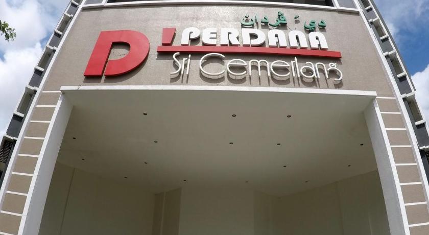 Zulanie Family Studio at D'Perdana Apartment with Pool WiFi and Netflix in Kota Bharu City Centre - image 7