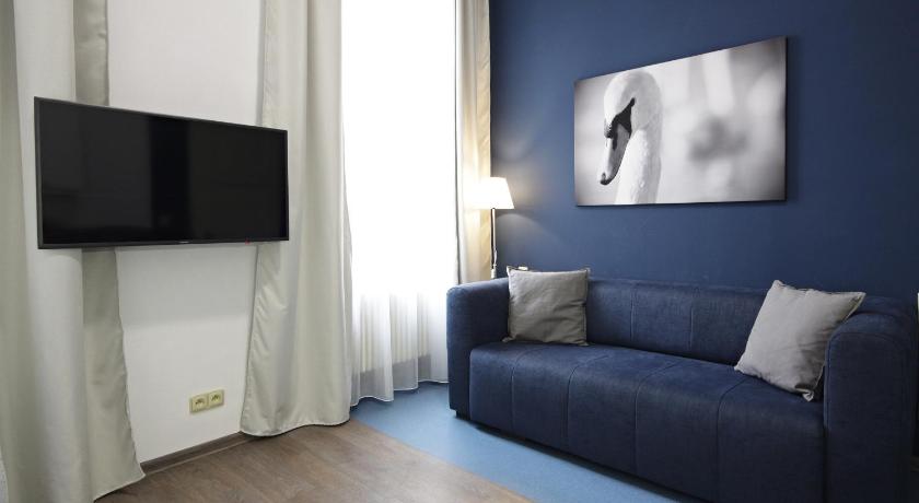 Image of Executive Suite 17