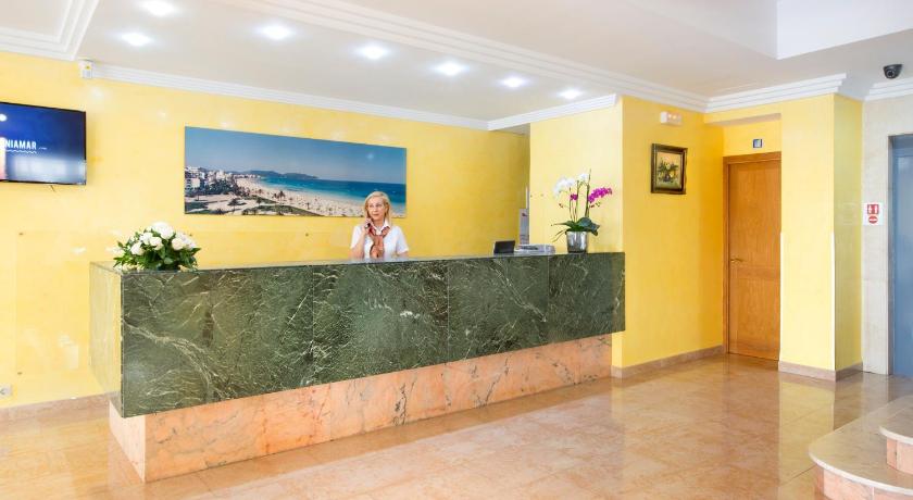 Hotel La Niña (Hotel La Nina)