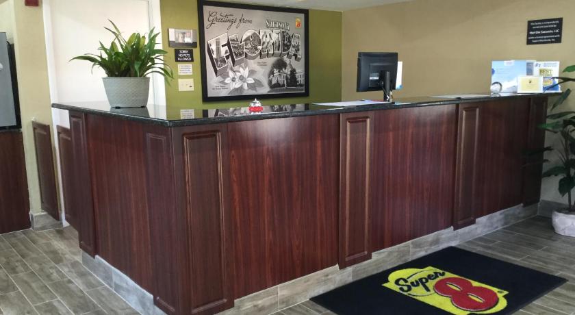 Super 8 By Wyndham Sarasota Near Siesta Key photo