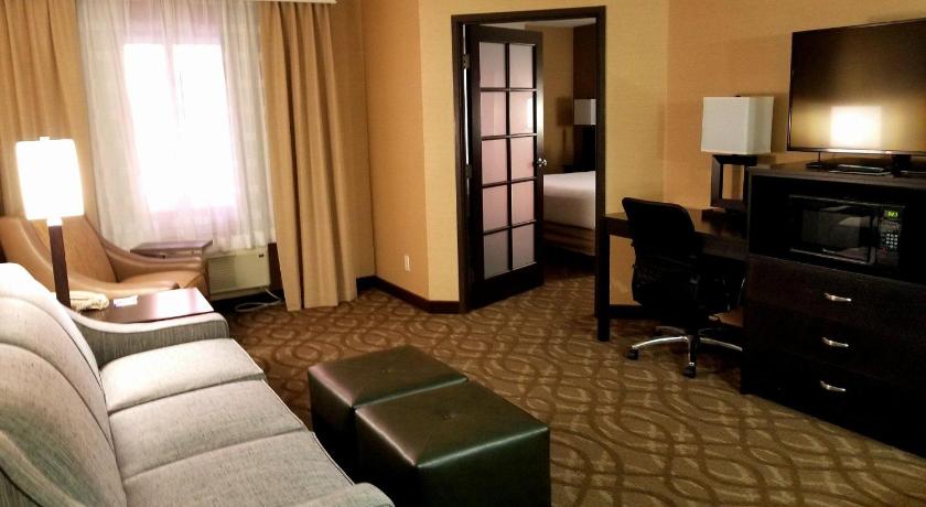 Best western Okemos/East Lansing Hotel & Suites