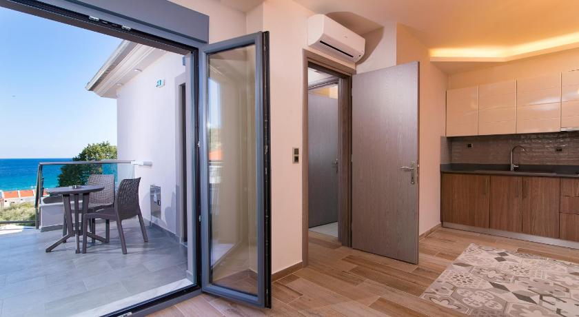 Semiramis Luxury Suites photo