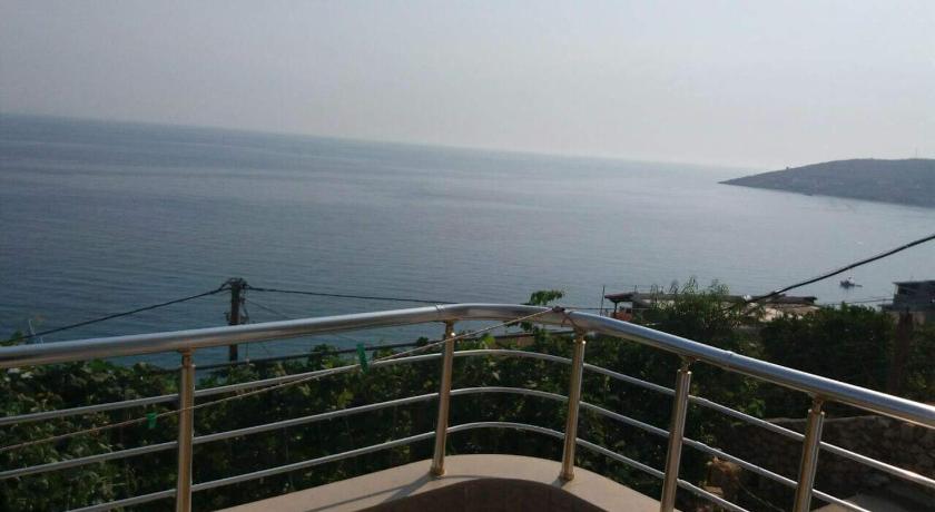 Blue Sea Apartments photo
