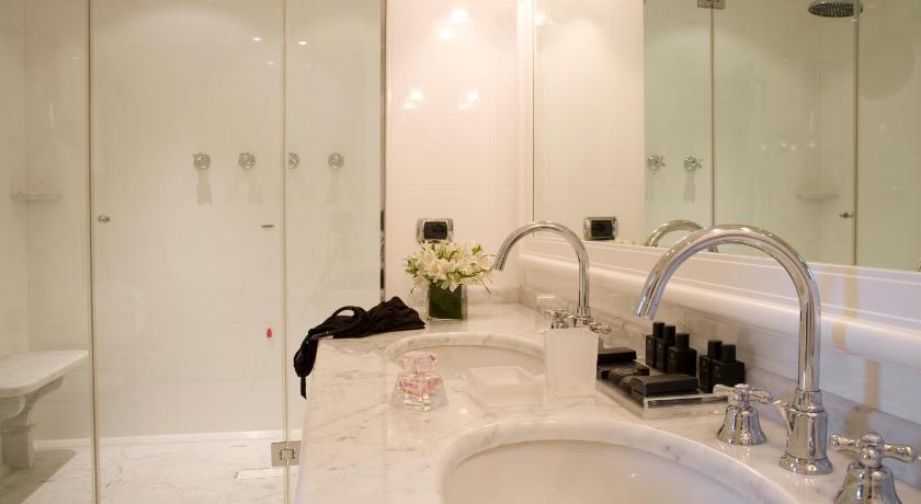 Image of Superior Room 15