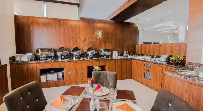 Signature Hotel Al Barsha - image 11