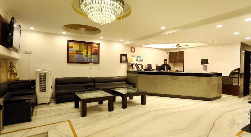 Hotel Aero Star Near Delhi Airport photo