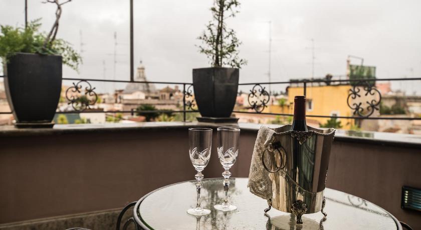 ローマ Il Covo B&B 3つ星 ホテル プール