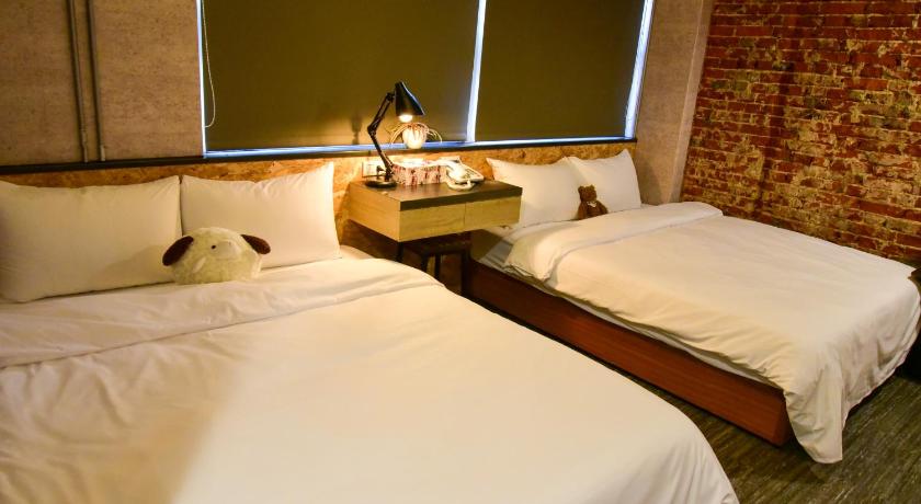 Image of Standard Quadruple Room 3