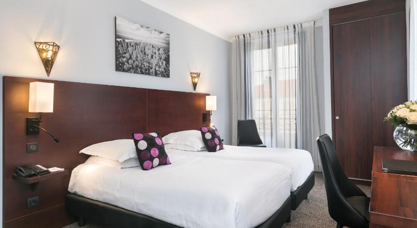 1 King Bed, Nonsmoking, Superior Room, Balcony fotója 5