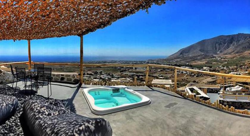 Fertimo Suites by Karpimo — Hotel in Santorini