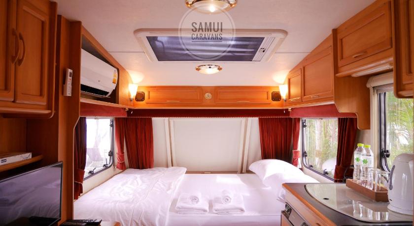 Image of Caravan 0