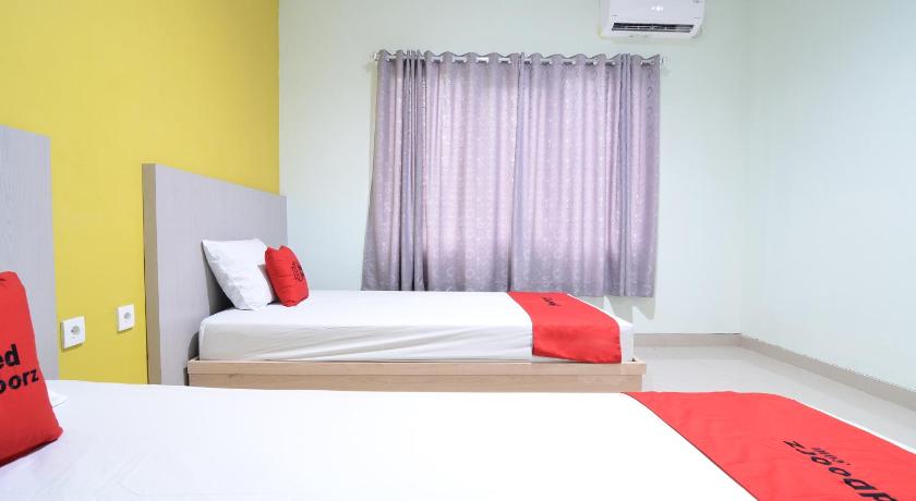 Image of RedDoorz Room 7