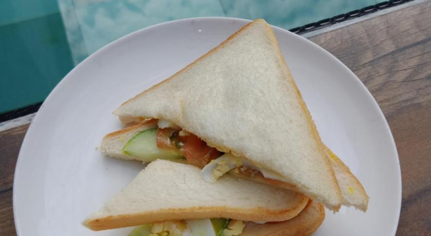 Image of Standard Twin Room 15