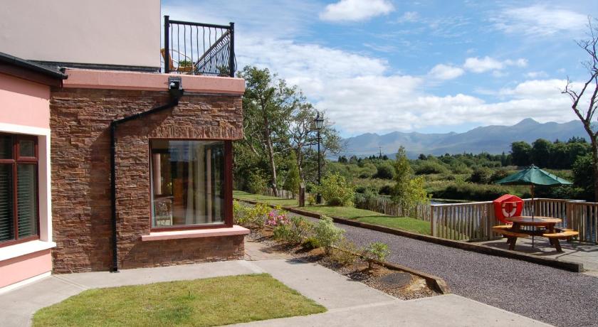 Grove Lodge Holiday Homes — Hotel in Killorglin