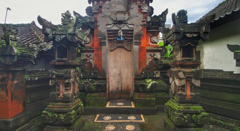 Dewi Putri House photo