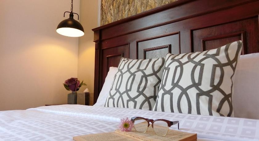 Image of Deluxe Double Room 6