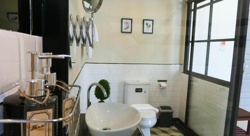 Image of Junior Suite Room 2