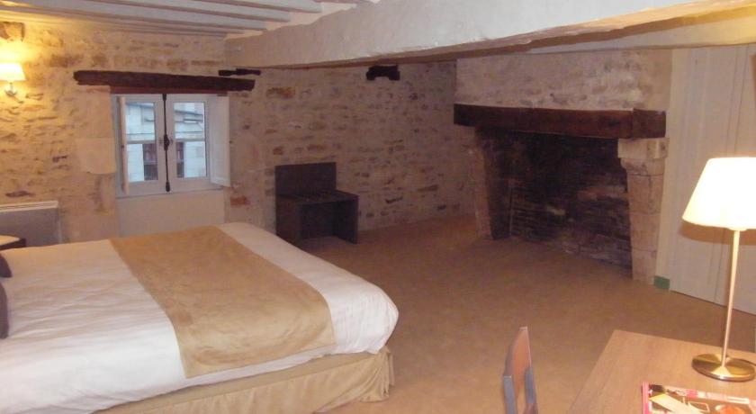 Logis Le Puits Dore