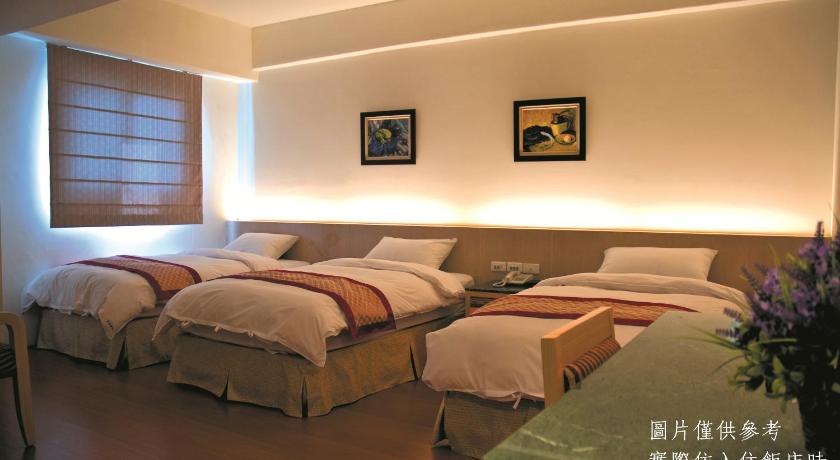 Image of Triple Room 7