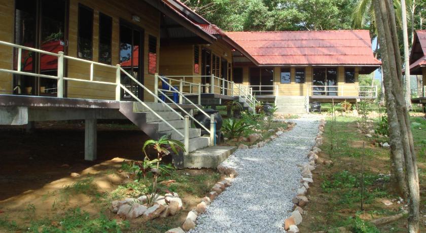 Image of Superior Bungalow with Fan 3