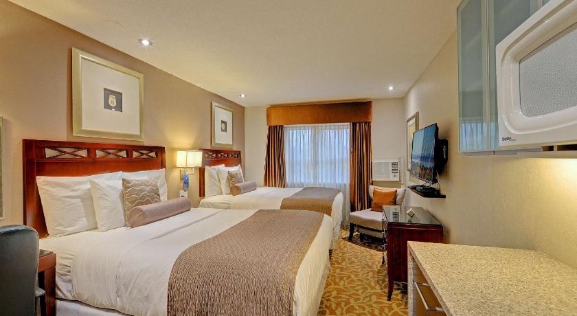 Red Lion Inn and Suites Victoria