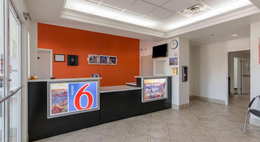 Motel 6-San Antonio, TX - Downtown - Alamo Dome