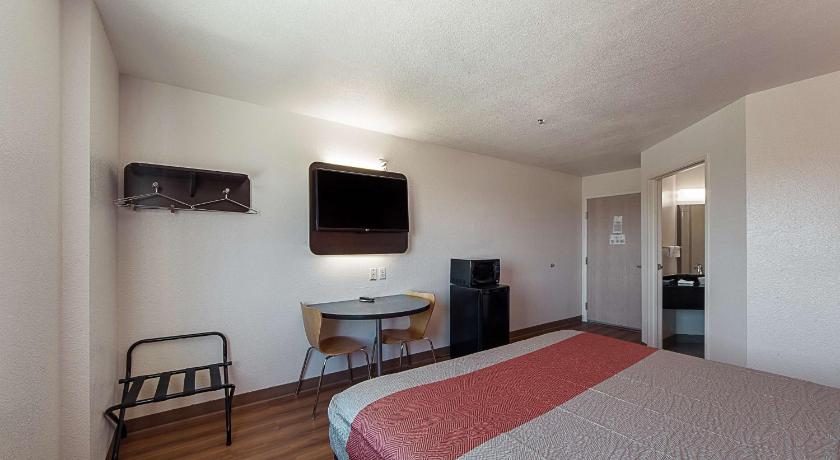 Motel 6-San Antonio, TX - Downtown - Alamo Dome