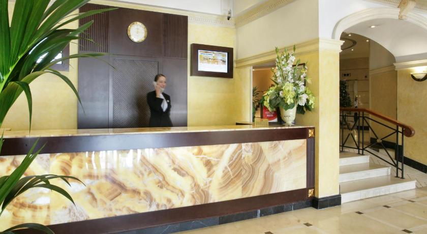 Chelsea Plaza Hotel image 4