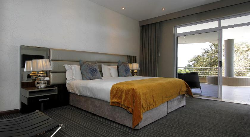 Image of Deluxe Room Balcony 3