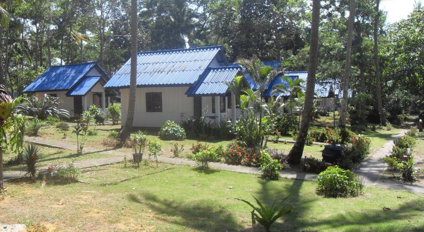 Image of Deluxe Bungalow with Fan 4