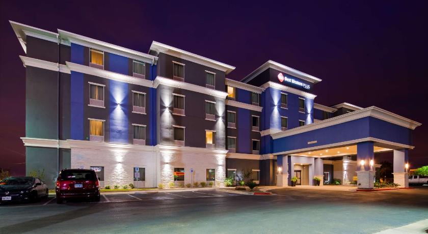 Best Western Plus Laredo Inn and Suites