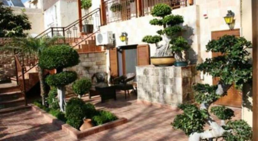 Paris Hotel — Hotel in Rhodes