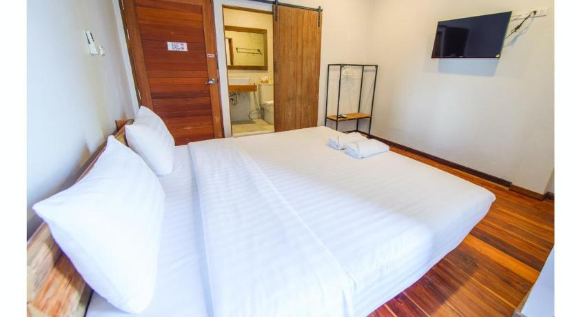 Image of Superior King Room 6