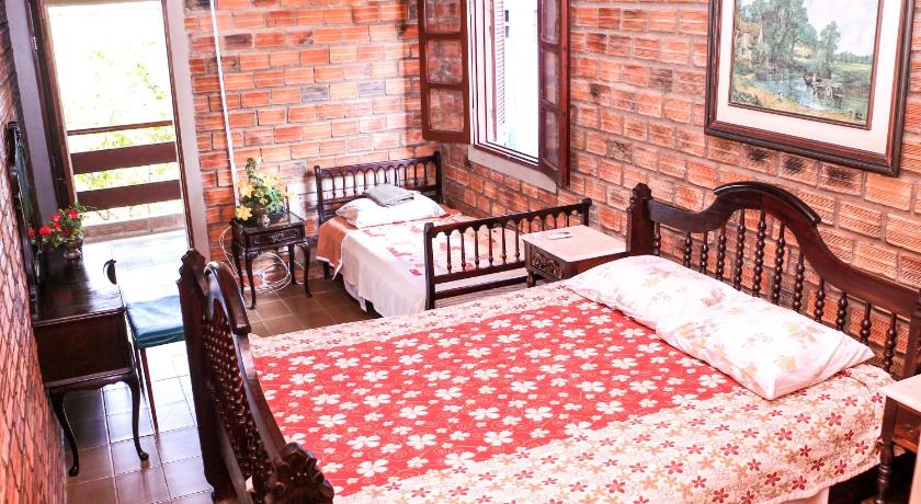 Triple Room with Bathroom, Porto de Galinhas Hostel in Porto De Galinhas