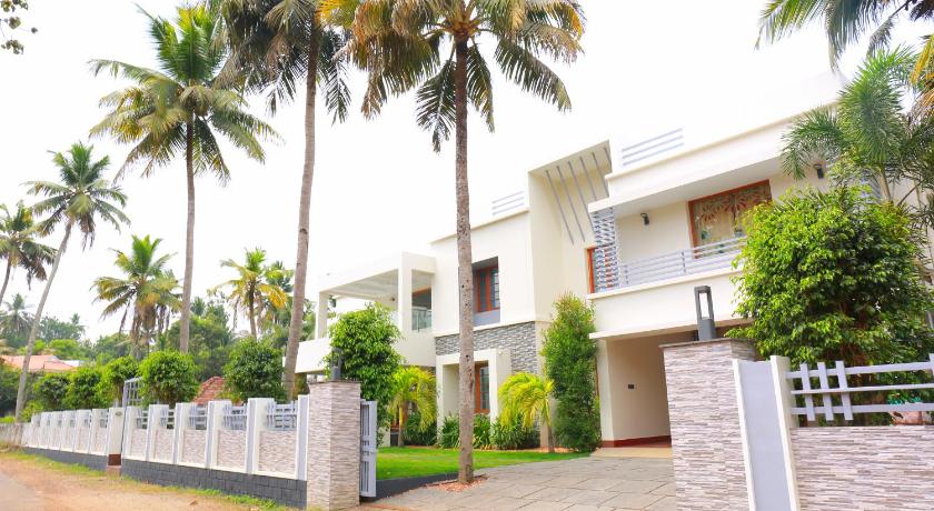 Shamrock Home Stay (5-Bedroom Bungalow)