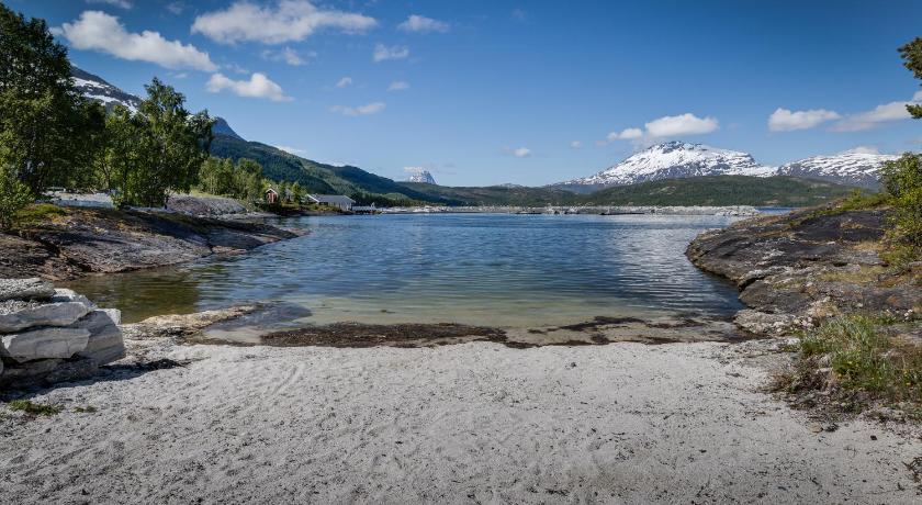 Garsnes Brygge photo